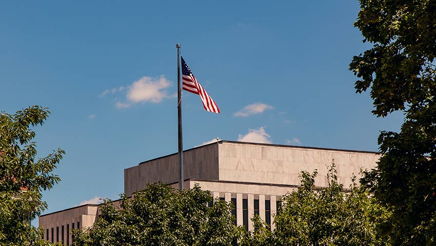 Banca gubernamental, institucional y sin fines de lucro